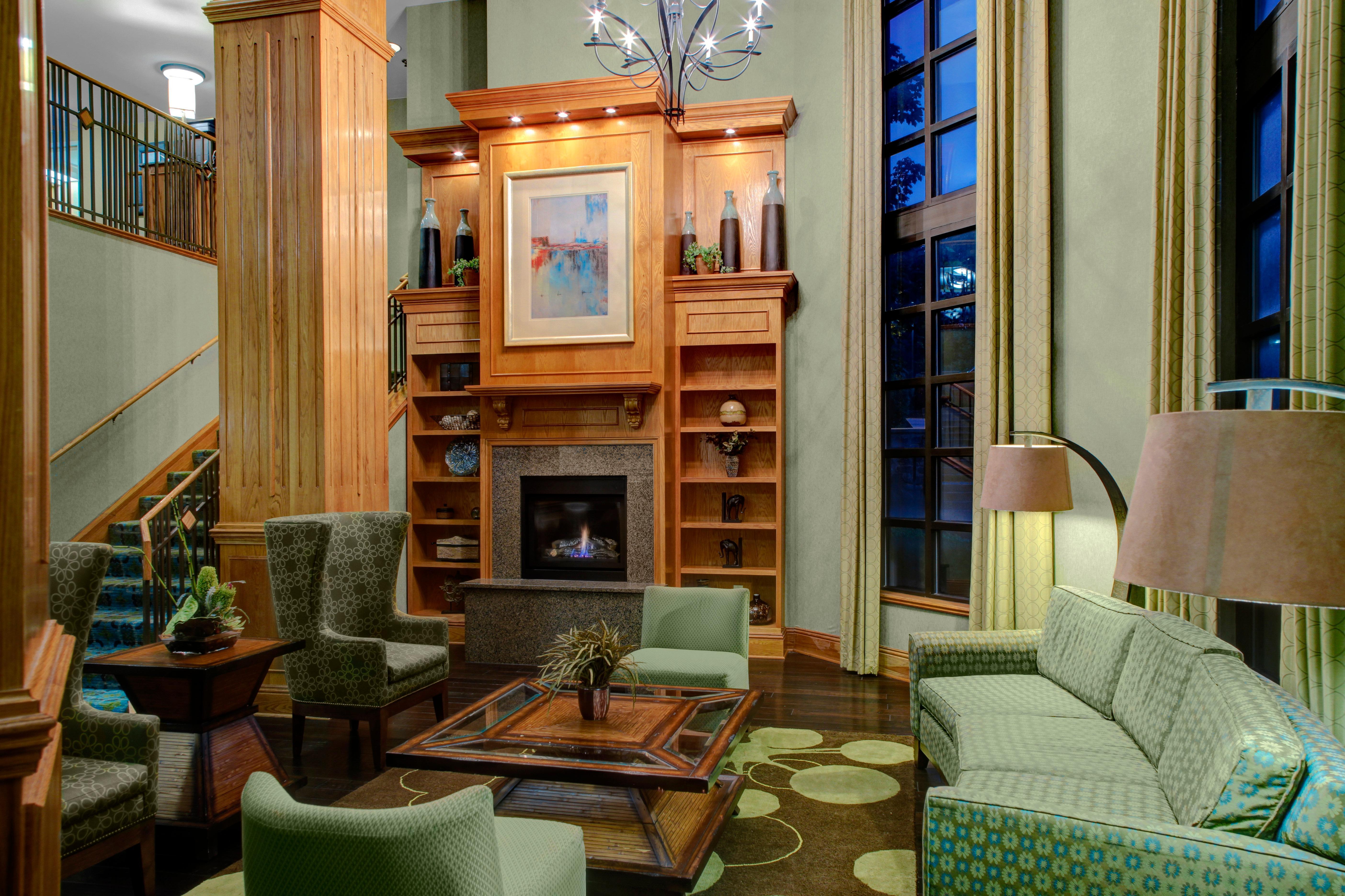 Holiday Inn Express Hotel & Suites Atlanta Buckhead By Ihg מראה חיצוני תמונה