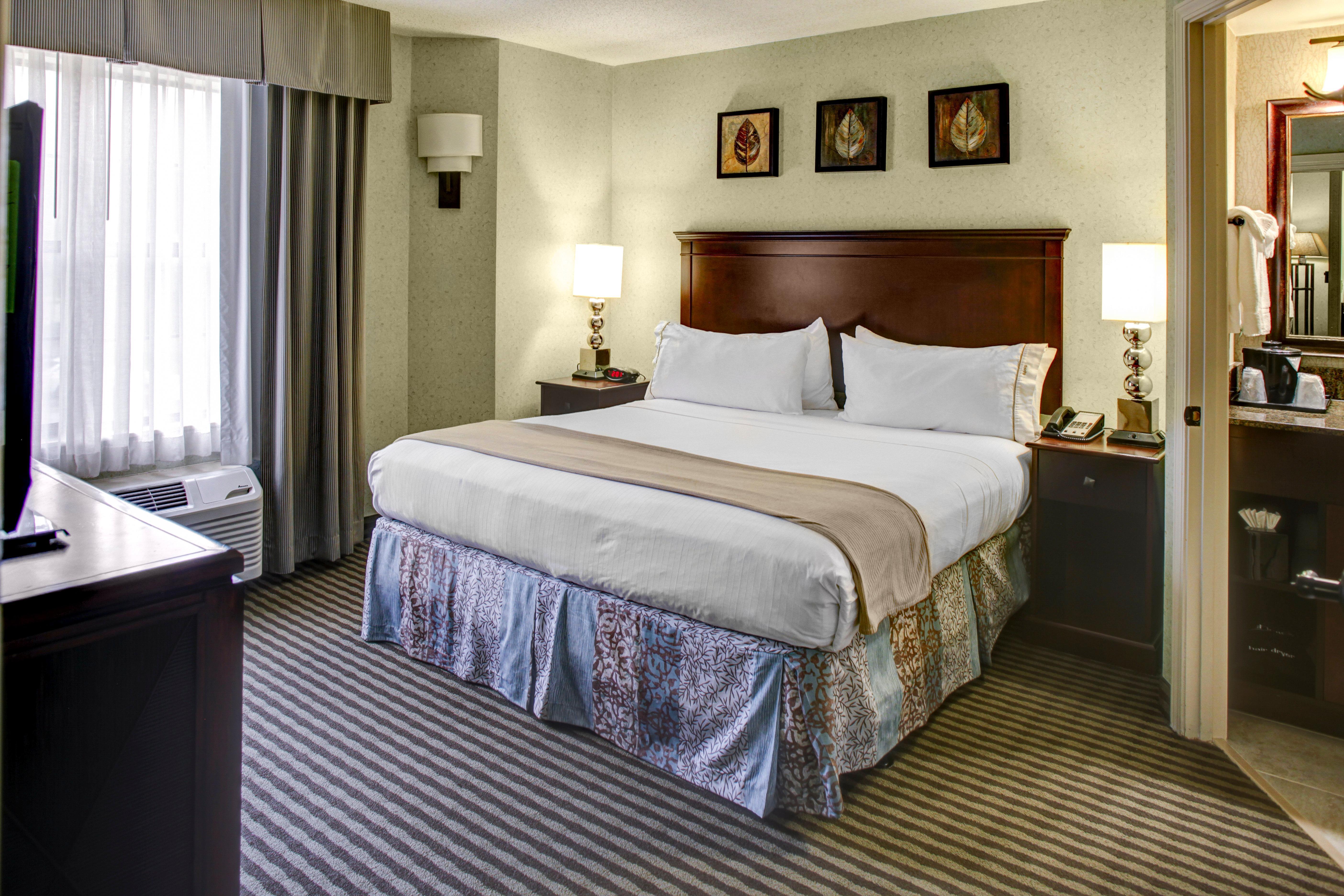 Holiday Inn Express Hotel & Suites Atlanta Buckhead By Ihg מראה חיצוני תמונה
