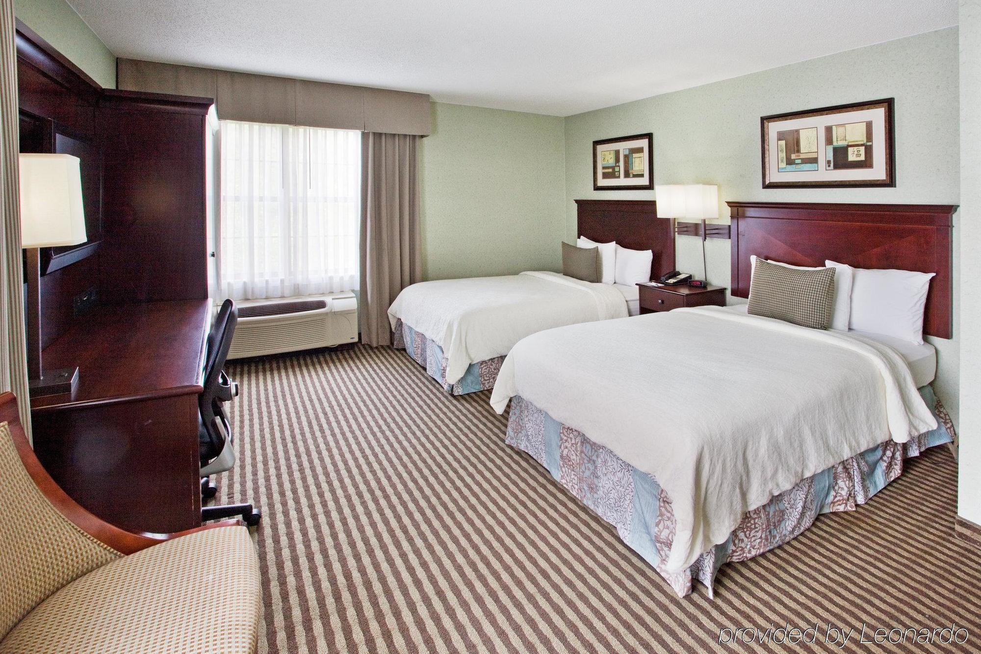 Holiday Inn Express Hotel & Suites Atlanta Buckhead By Ihg מראה חיצוני תמונה