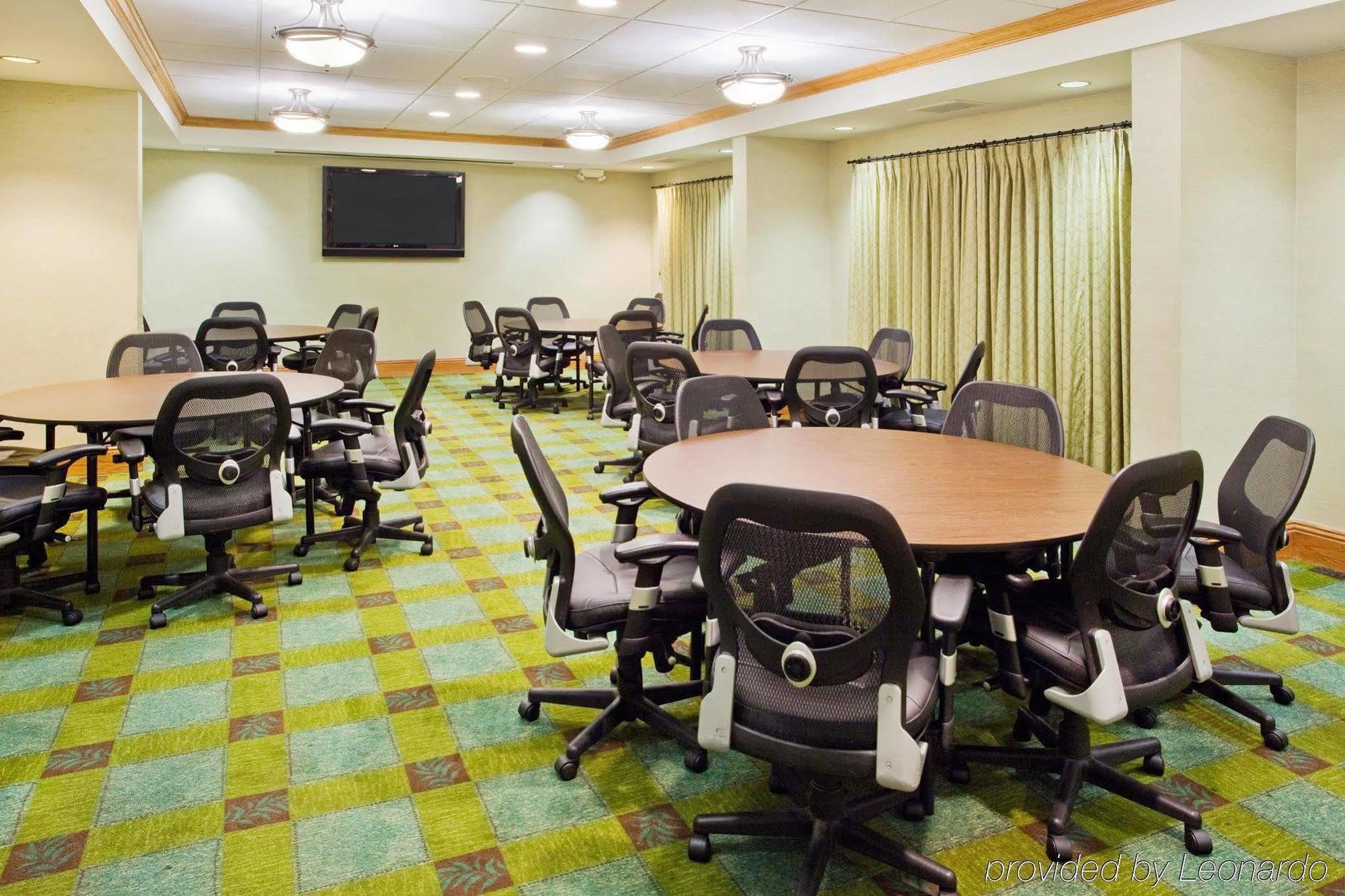 Holiday Inn Express Hotel & Suites Atlanta Buckhead By Ihg מראה חיצוני תמונה